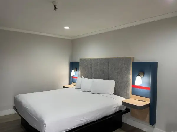 Roy Inn & Suites -Sacramento Midtown Main image